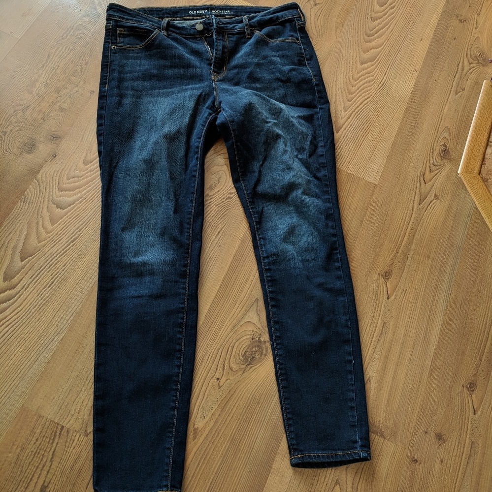 Old Navy Rockstar skinny jeans